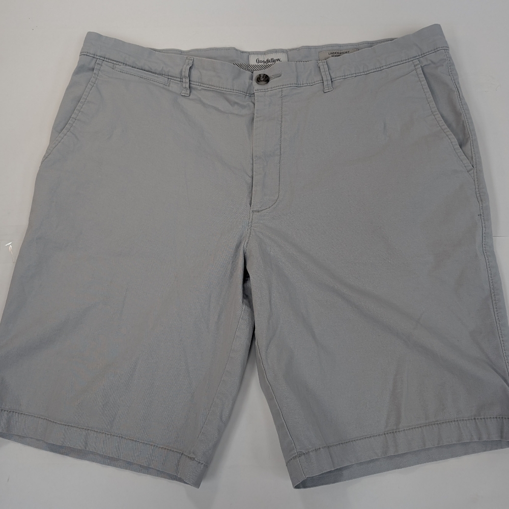Goodfellow Light Blue Flat Front Shorts Size 38 [240]